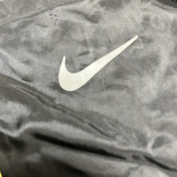 Nike Fit Women’s Black Running Windbreaker Jacket In Size Small (S) - Picture 7 of 13
